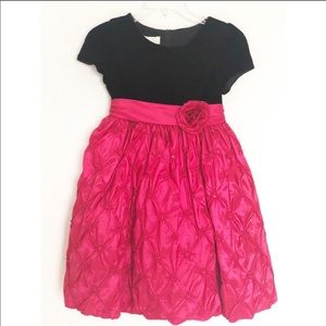 💁🏽‍♀️Girls Red & Black Dress